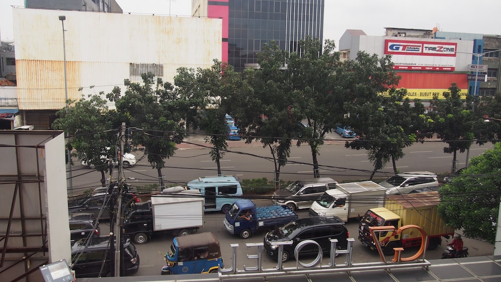 Hotel G7 Pasar Baru 31/34