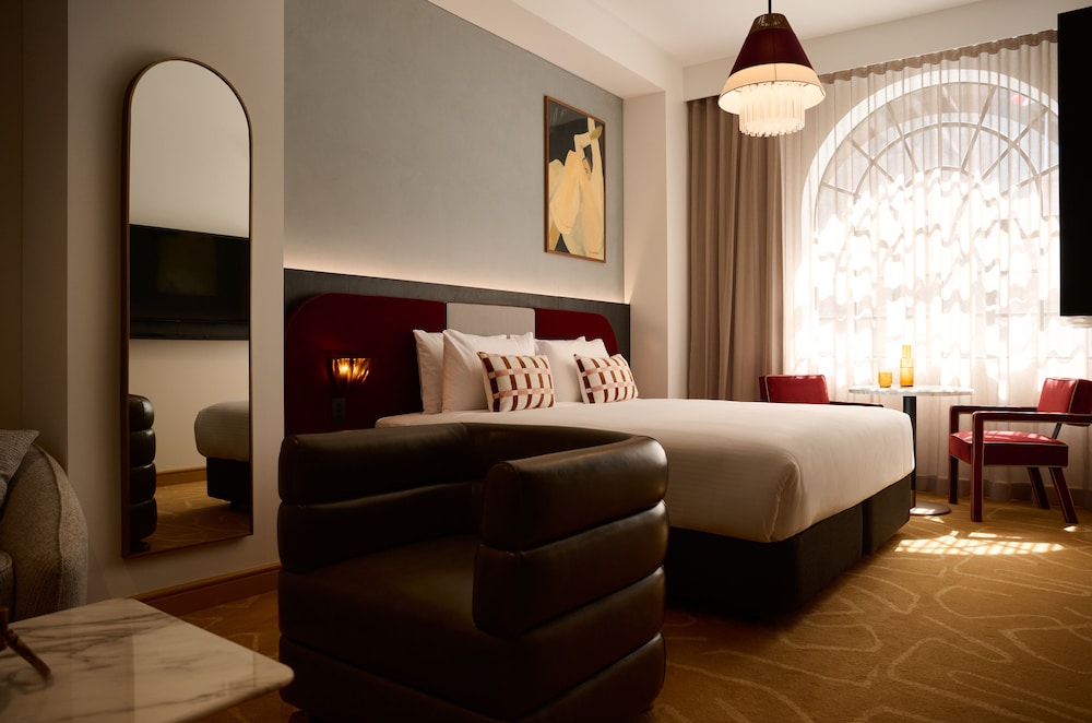 Hotel Morris Sydney - Handwritten Collection 20/50