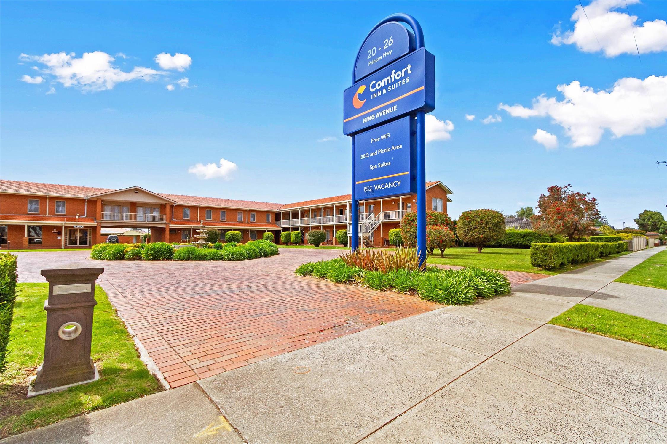 Comfort Inn & Suites King Avenue 33/34