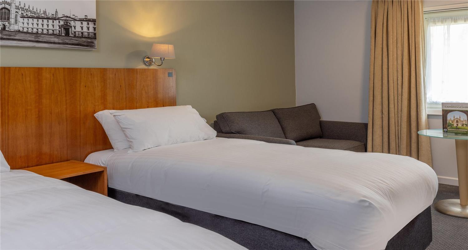Cambridge Bar Hill Hotel - Signature Collection By Best Western 6/24