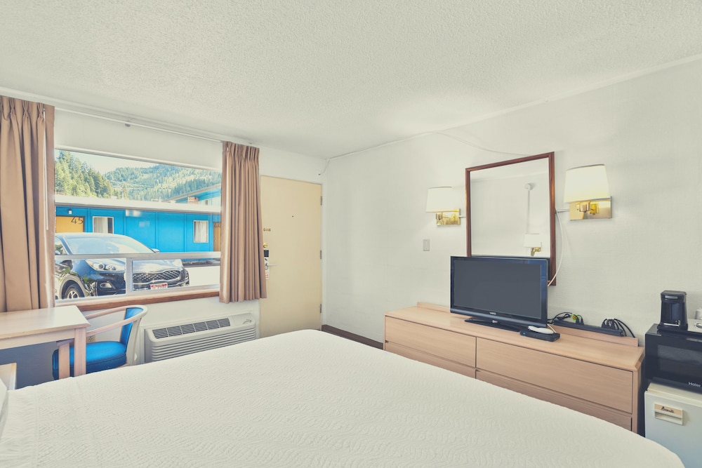 Stardust Motel Wallace 38/65