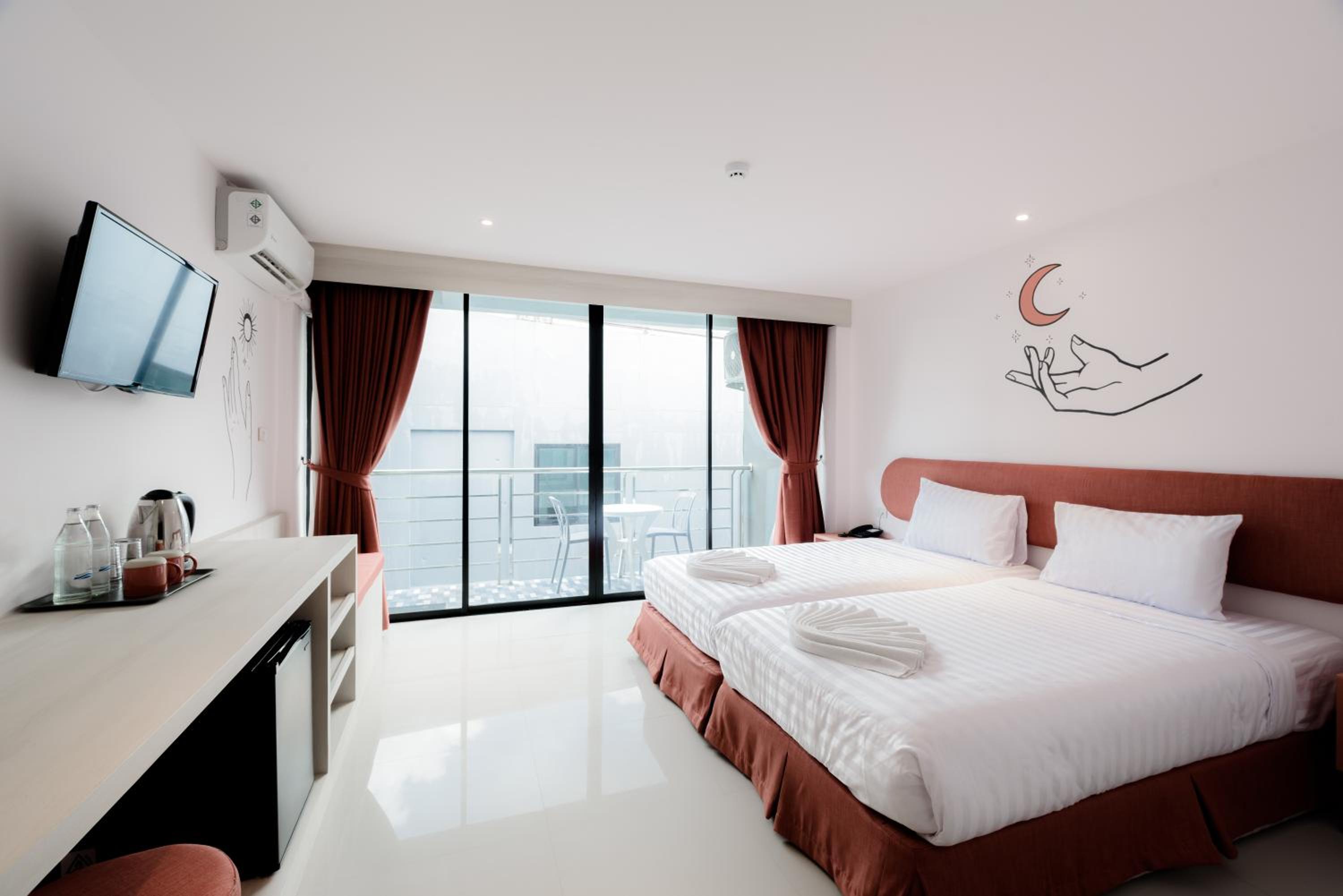 Moon Budget Hotel 5/37
