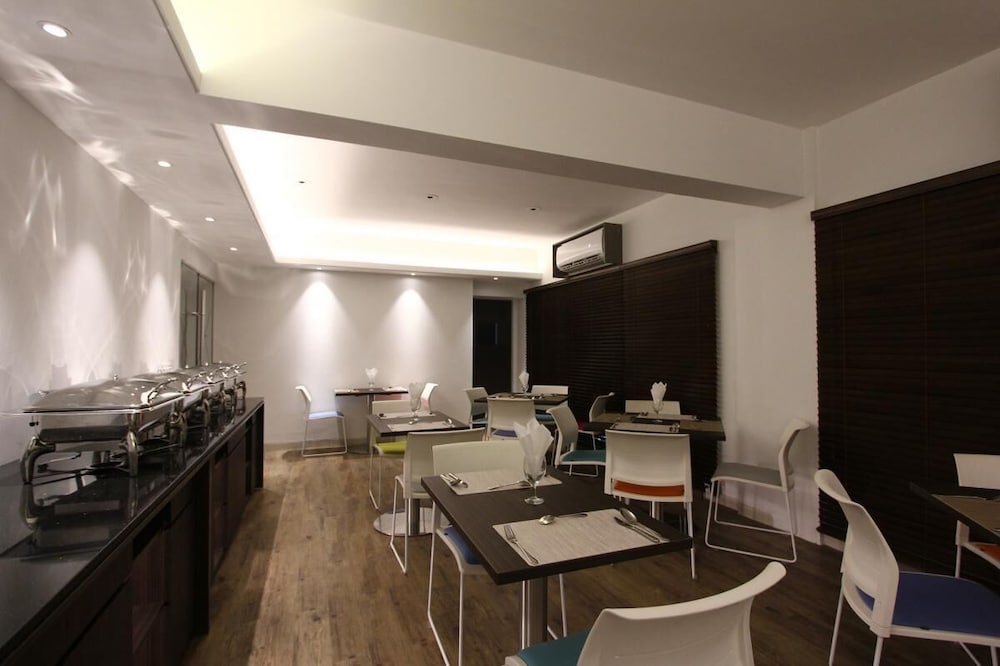 Spring Hill Apartments 14/16