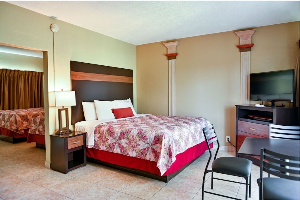 Oceans Beach Resort Suites 23/67