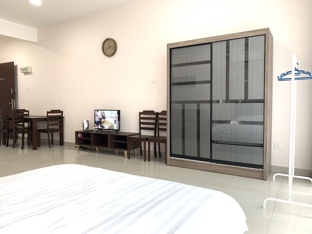 Palazio Serviced Apartment 11/50