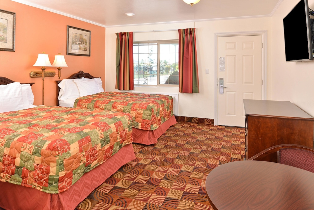 Americas Best Value Inn & Suites Klamath Falls 12/18