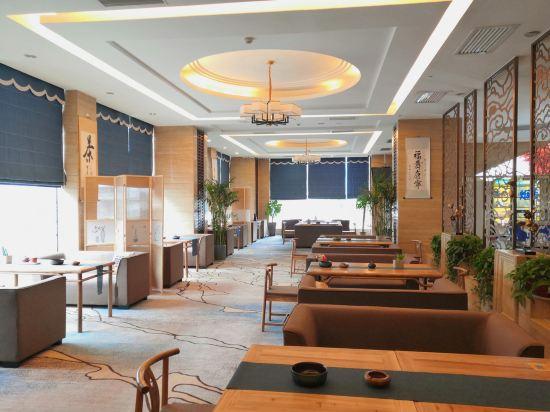 Ramada by Wyndham Changsha Tianxin 19/26