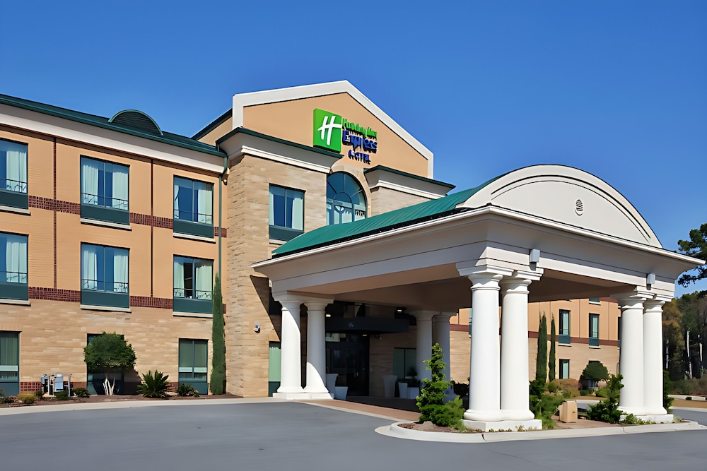 Holiday Inn Express Hotel And Suites Macon West 7/63