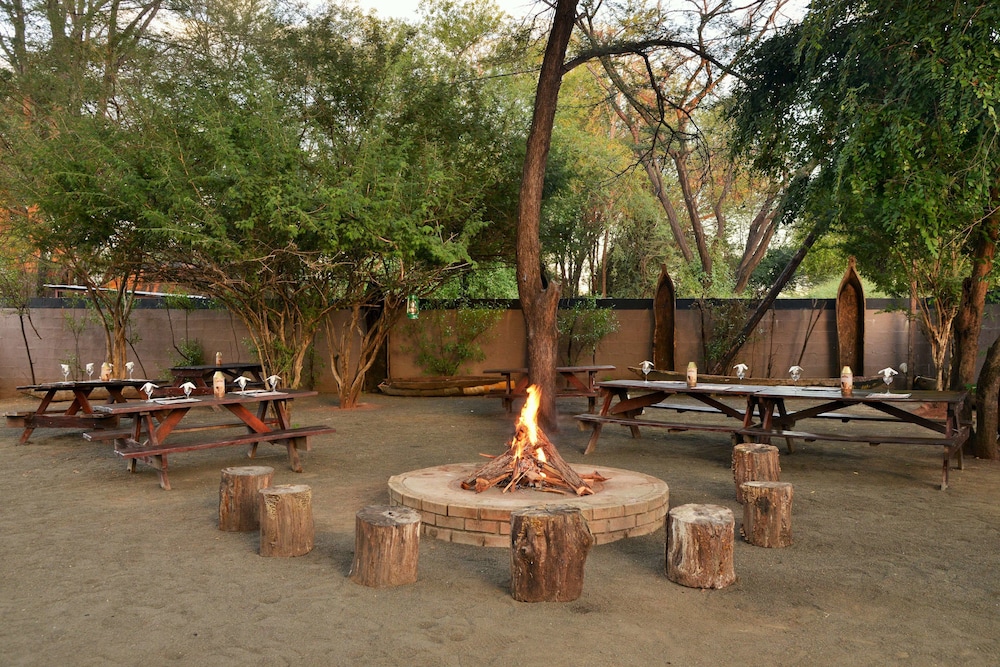 Thebe River Safaris 28/31