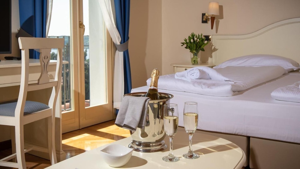 Hotel Villa Galeazzi 53/75