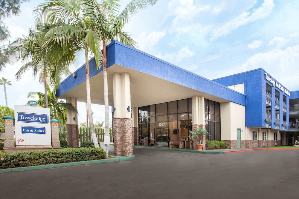 Travelodge Inn & Suites by Wyndham Anaheim on Disneyland Dr 1/31