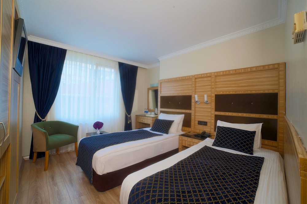 Sed Bosphorus Hotel 12/34