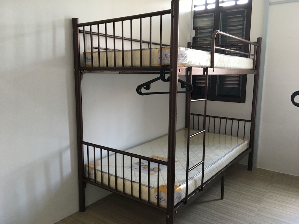 Homey Hostel 28/38