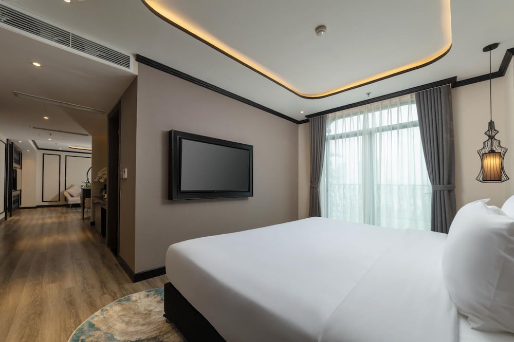 PRESIDENTIAL, STUDIO, SUITE