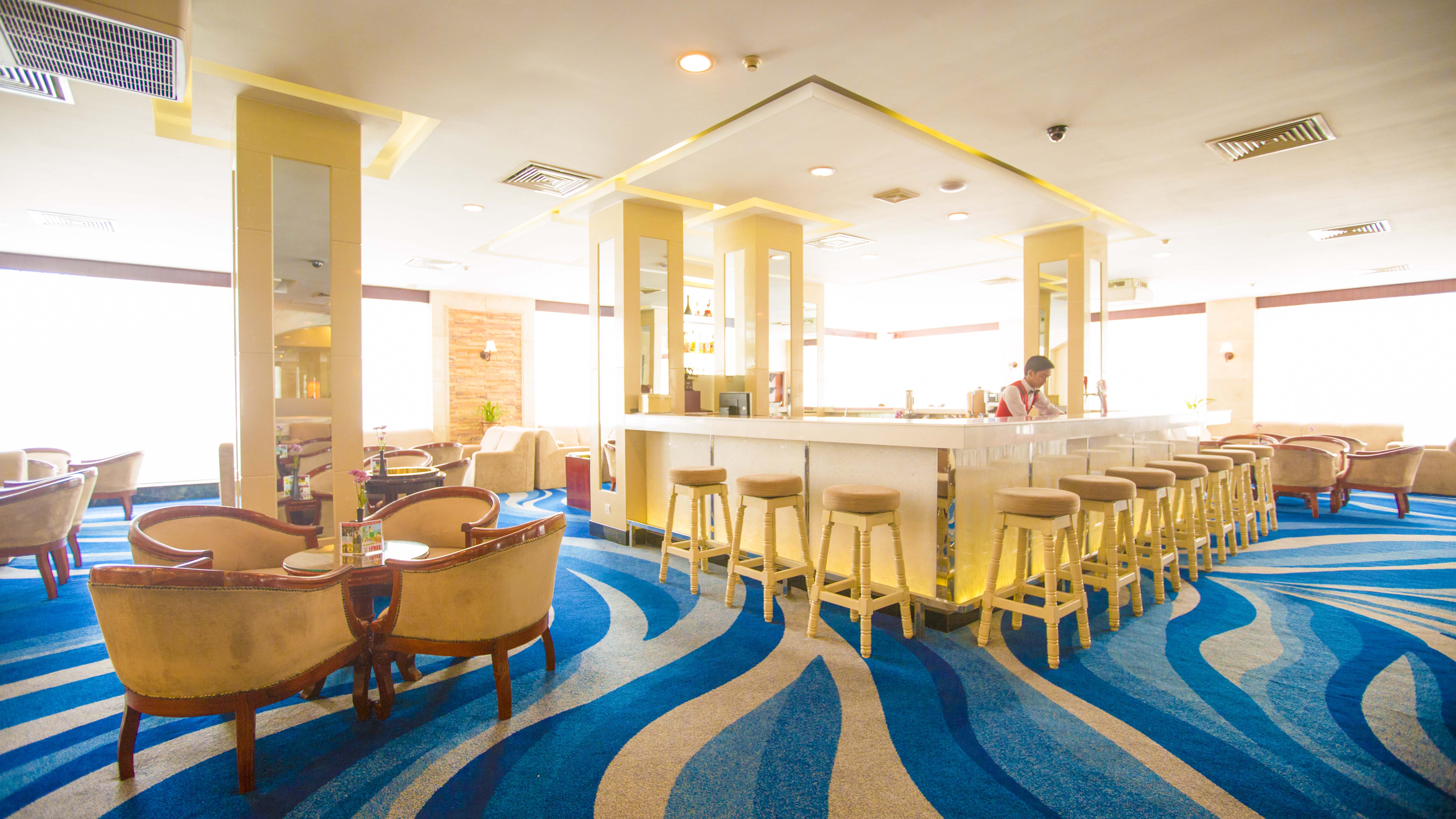 Phnom Penh Hotel 60/75