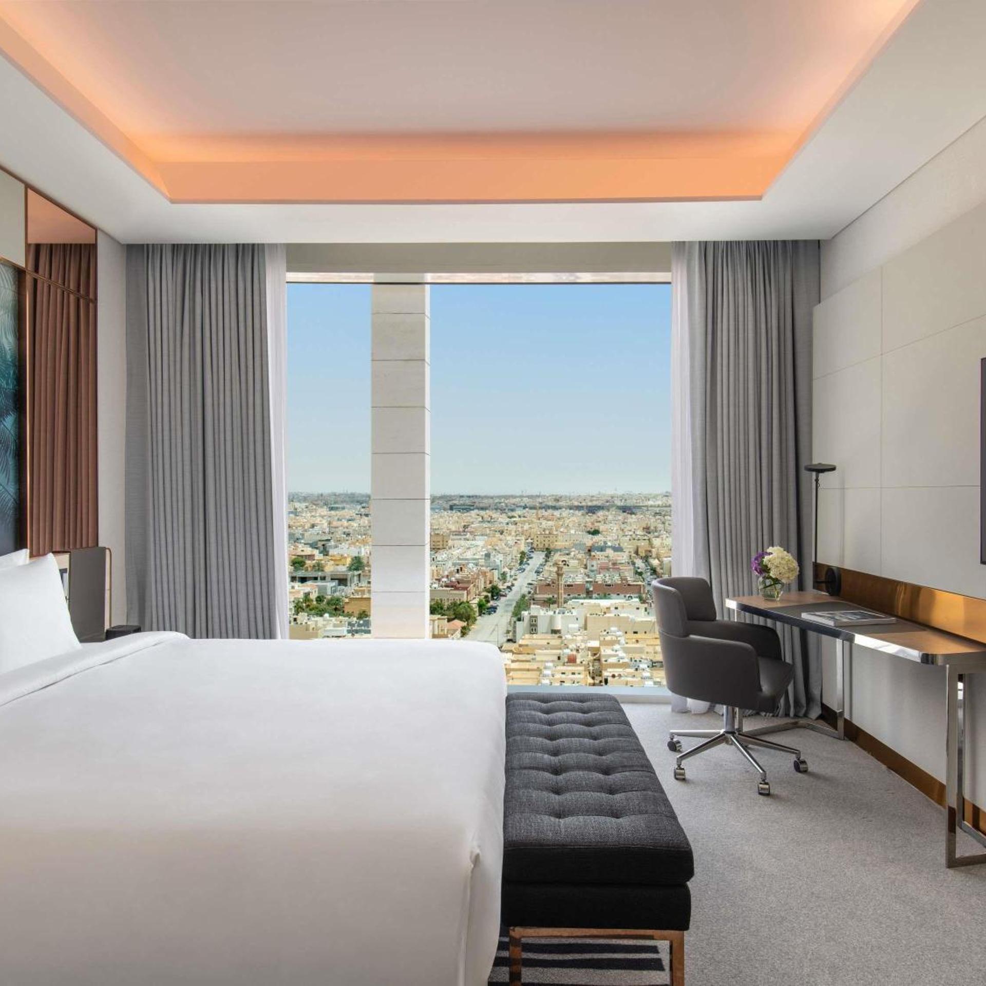 EXECUTIVE, SUITE, DOUBLE BED