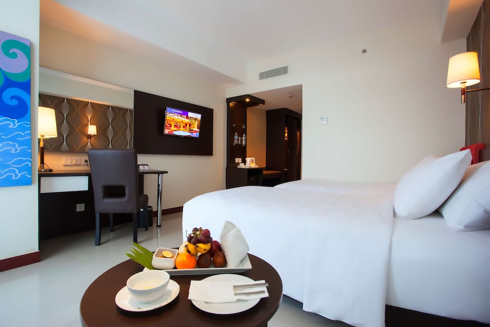 Best Western The Lagoon Hotel 12/45