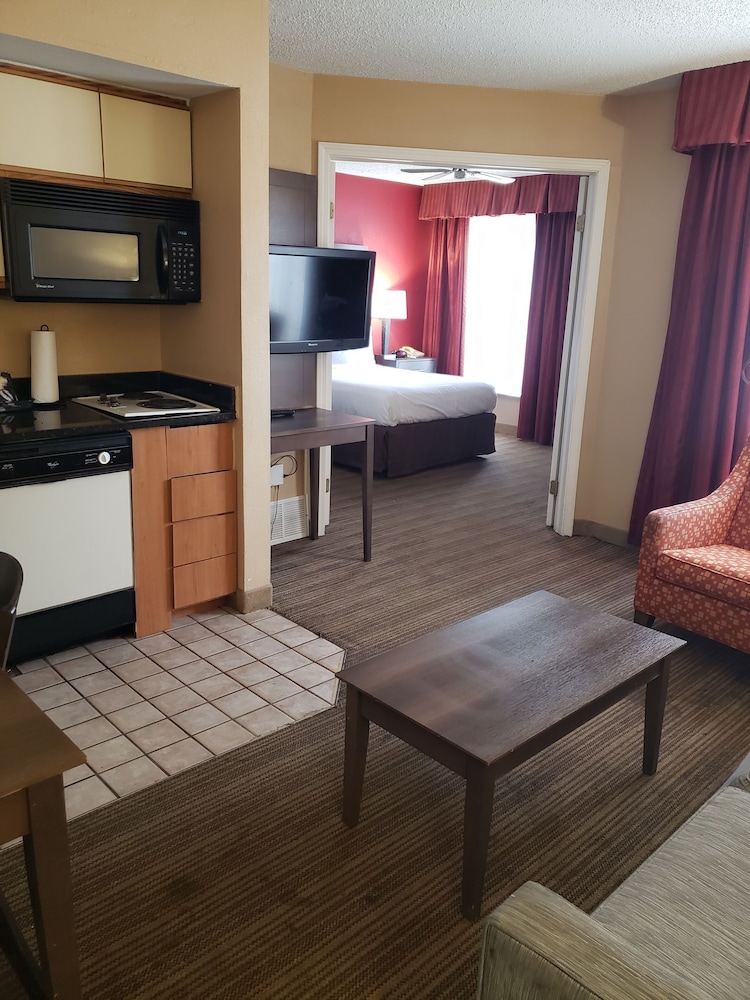 Affordable Suites of America Detroit-Warren (Ex Hawthorn Suites By Wyndham) 29/50