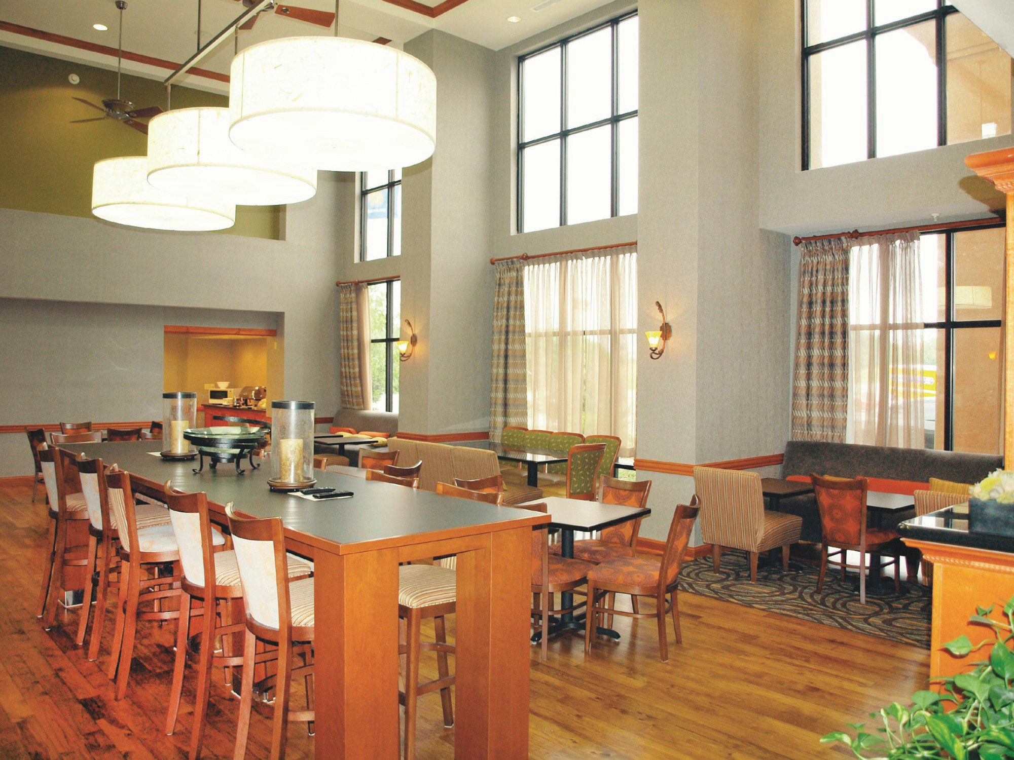 Hampton Inn Clinton, OK 24/34