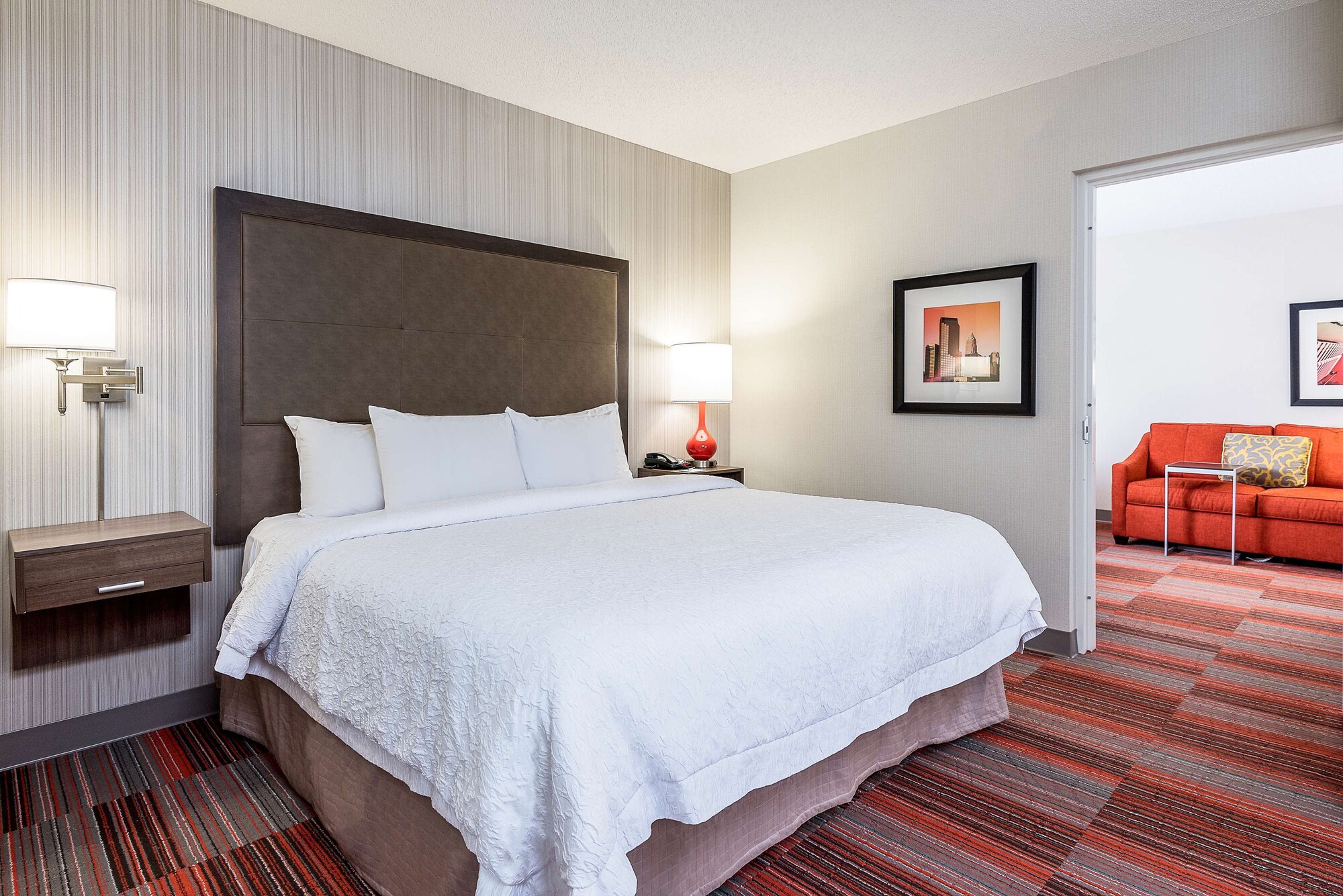 DELUXE, KING BED, SOFA