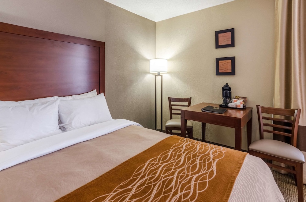 Comfort Inn Blacksburg University Area 16/36