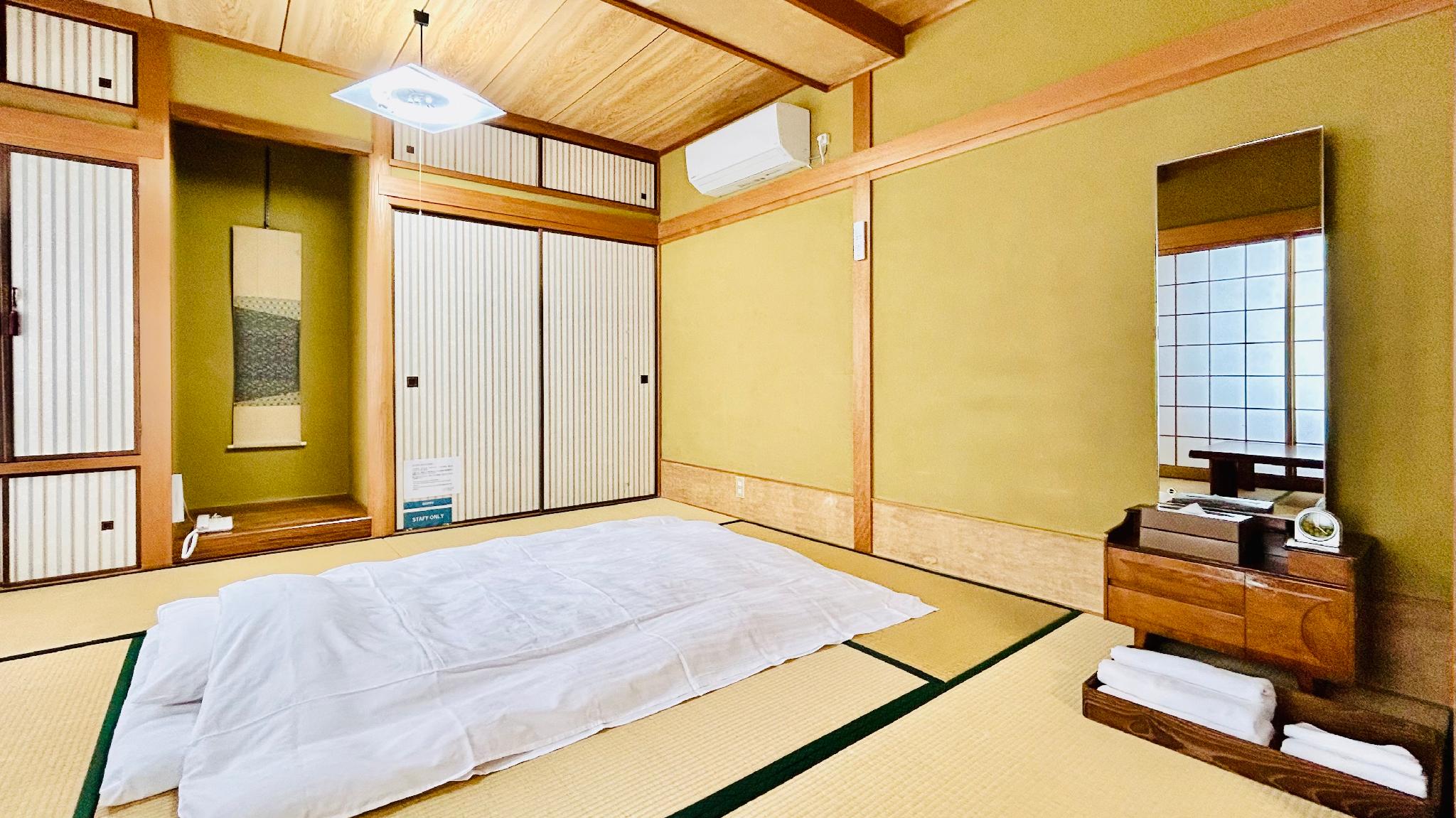 Japanese Western, Mountain View, Night View