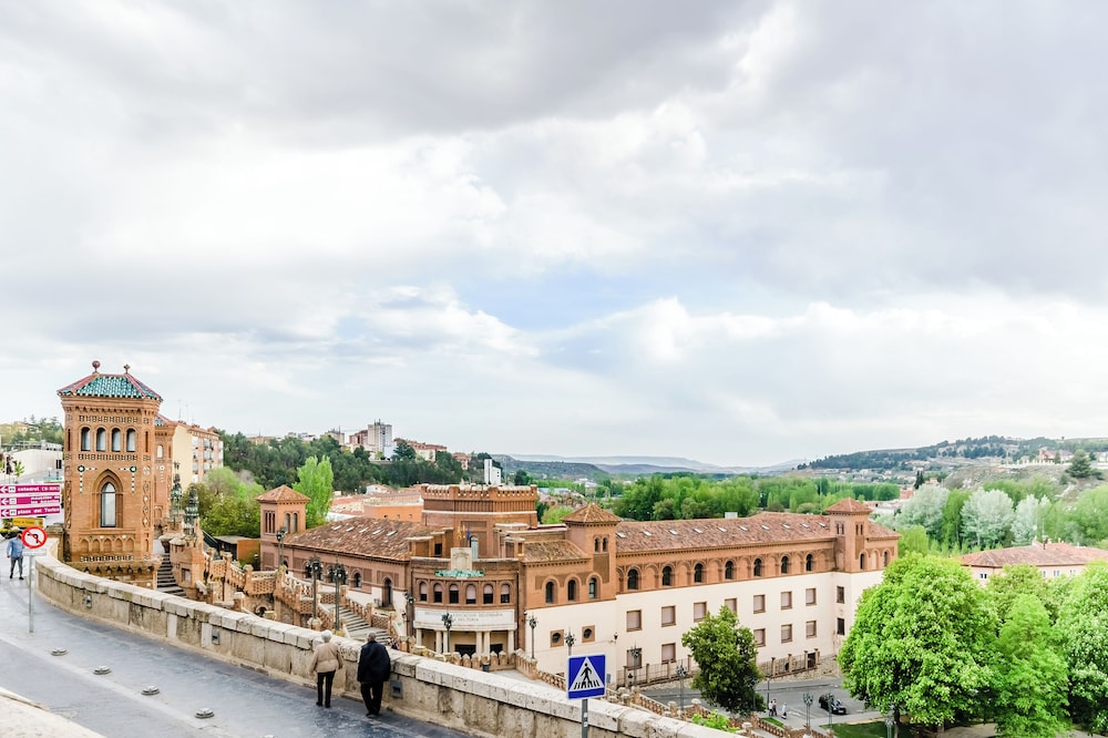 Reina Cristina 6/50