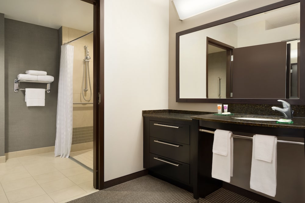 Hyatt Place Philadelphia/ King Of Prussia 68/69