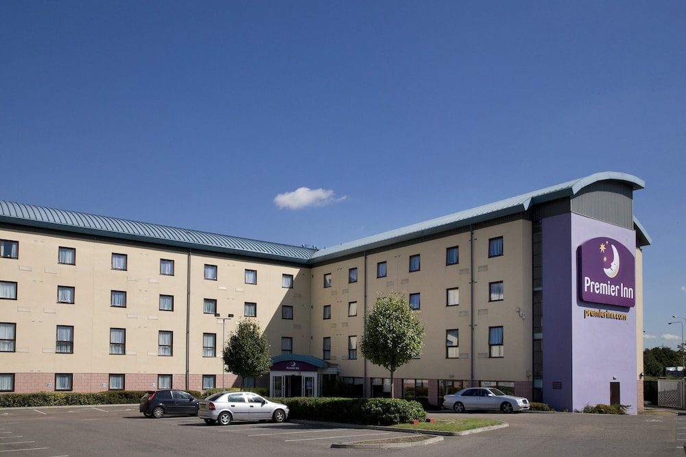 Premier Inn Thurrock West in PURFLEET