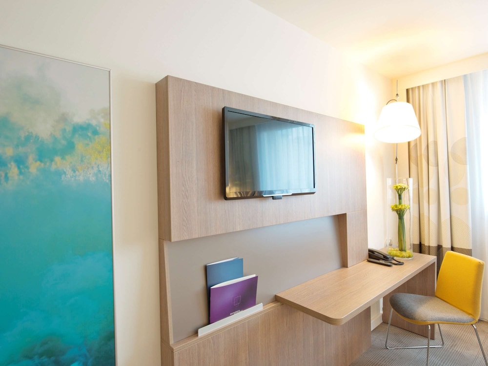 NOVOTEL LODZ CENTRUM 55/77