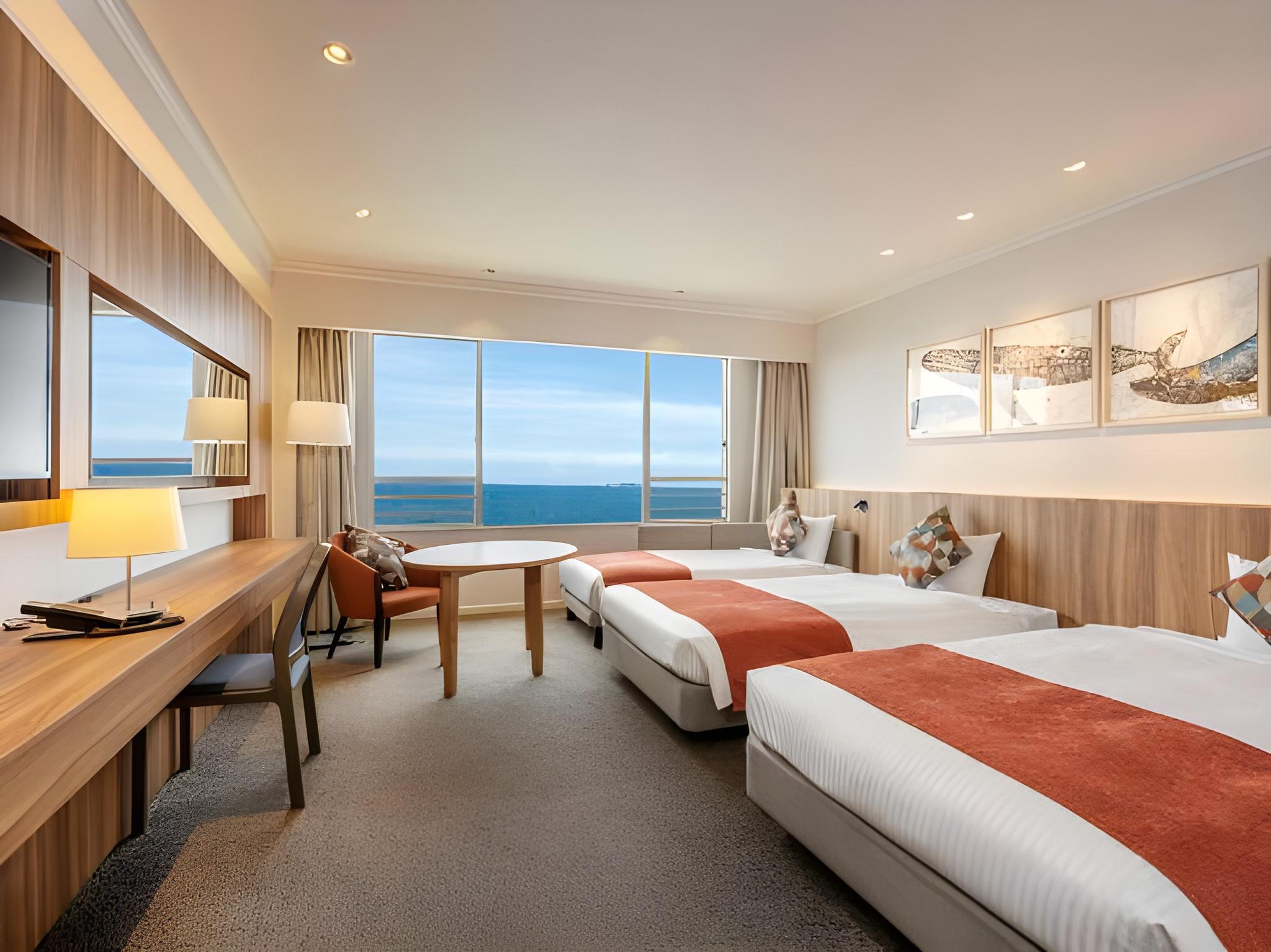 Semi Room, Ocean, Deluxe, Triple, 3 Semi Double Beds