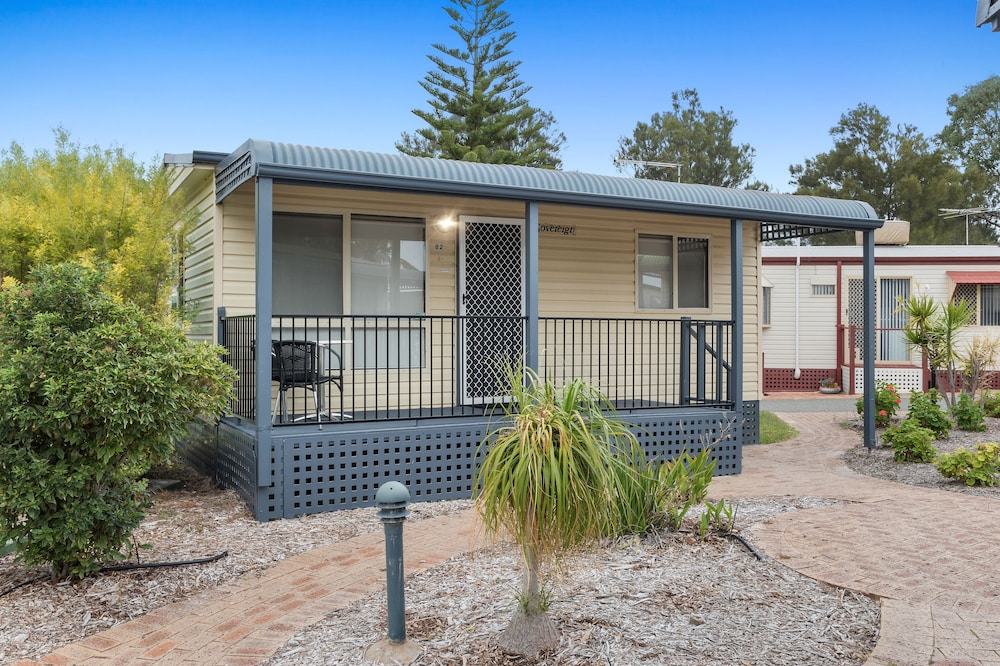 DISCOVERY PARKS - COOGEE BEACH 6/34