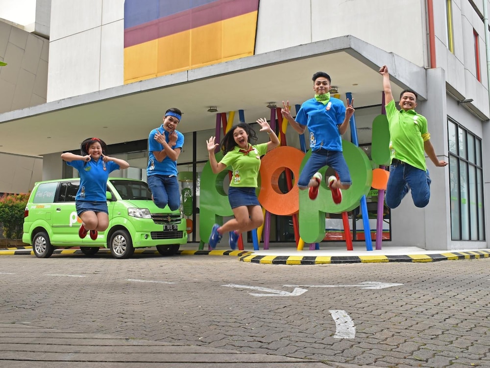 Pop Hotel Bsd City Tangerang 32/39