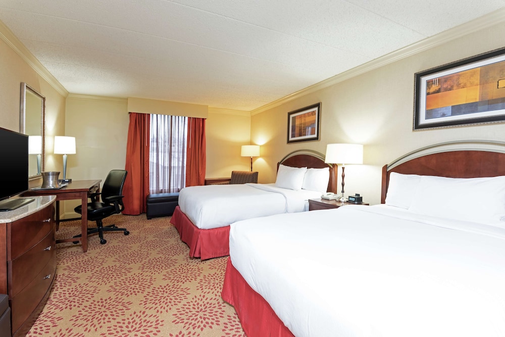 Doubletree By Hilton Hotel Grand Rapids Airport 9/53