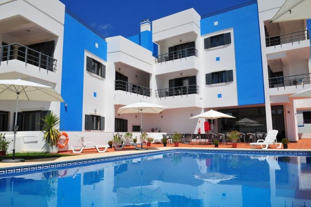 Vicentina Hotel 2/24