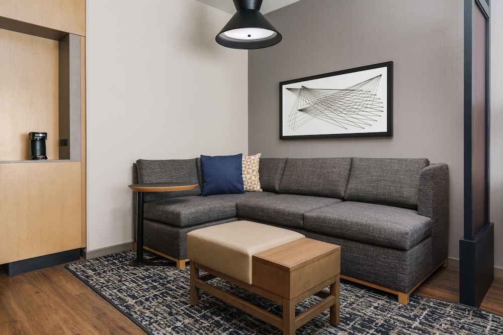 Hyatt Place National Harbor 33/61