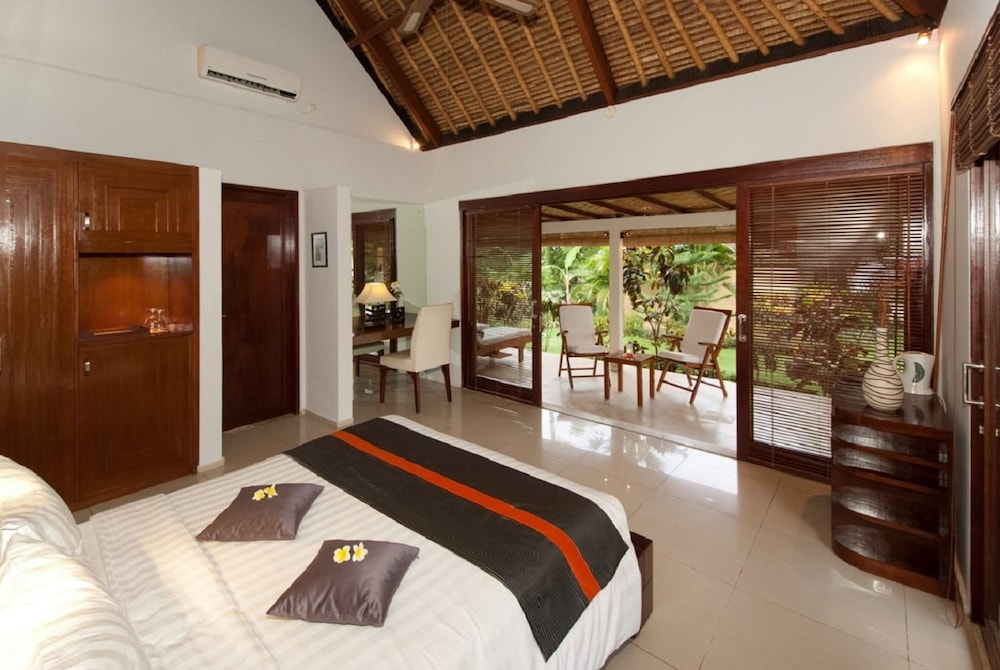 Siddhartha Ocean Front Resort Spa 23/50