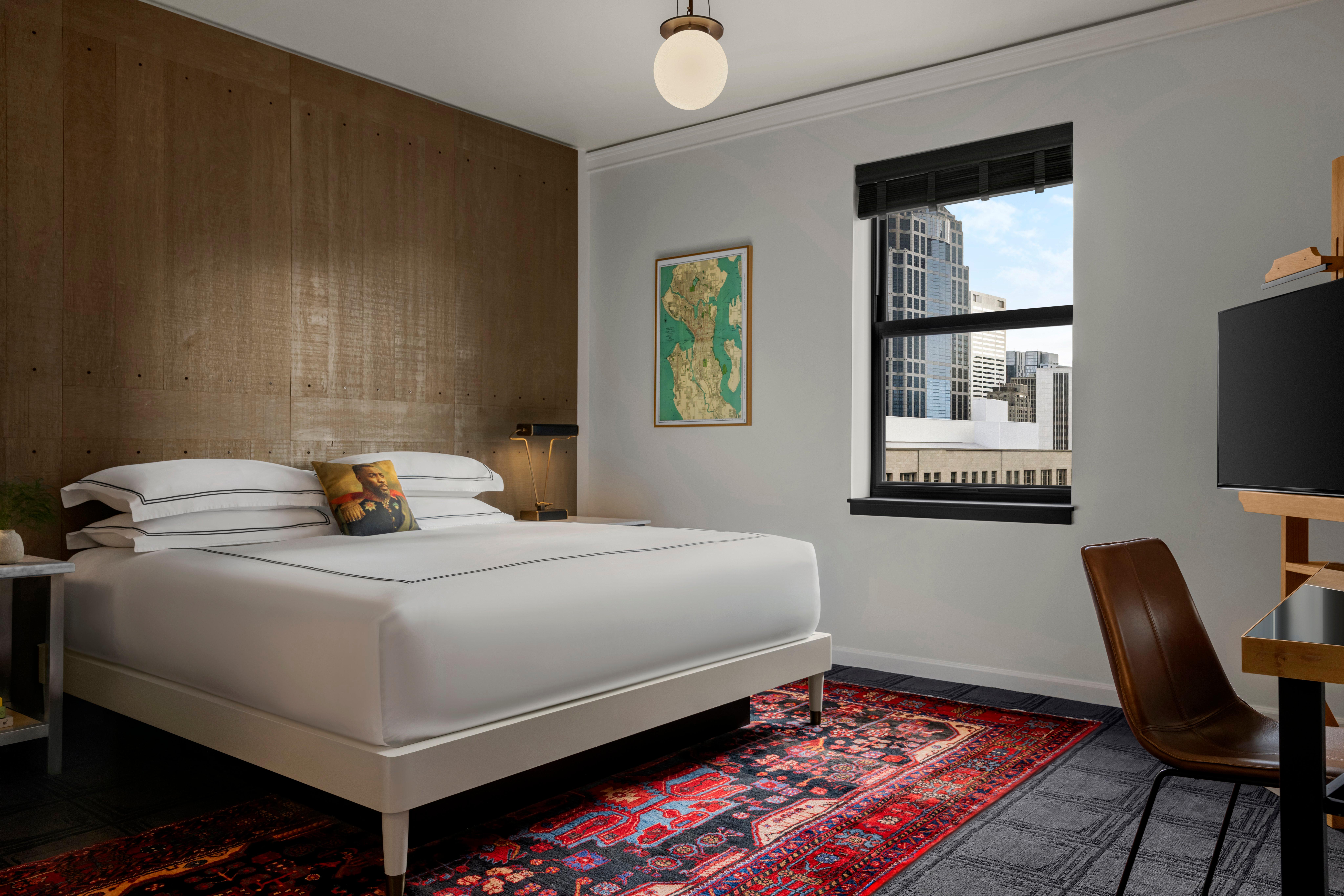 Essential, King Bed, Accessible