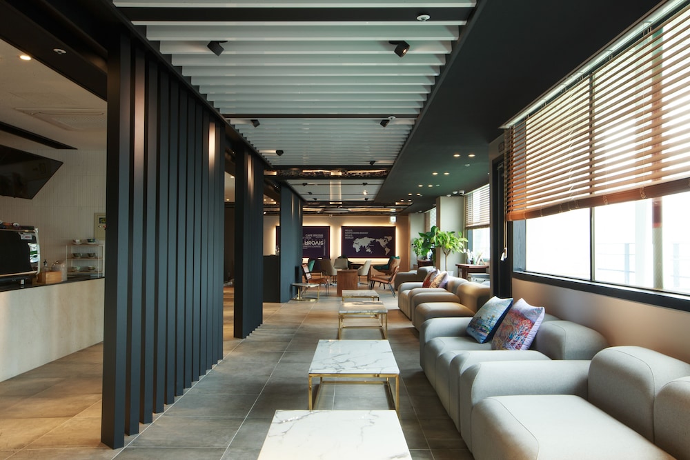Brosis Hotel 34/47