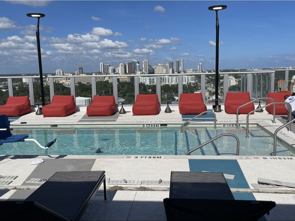 Aloft Fort Lauderdale Airport 42/46