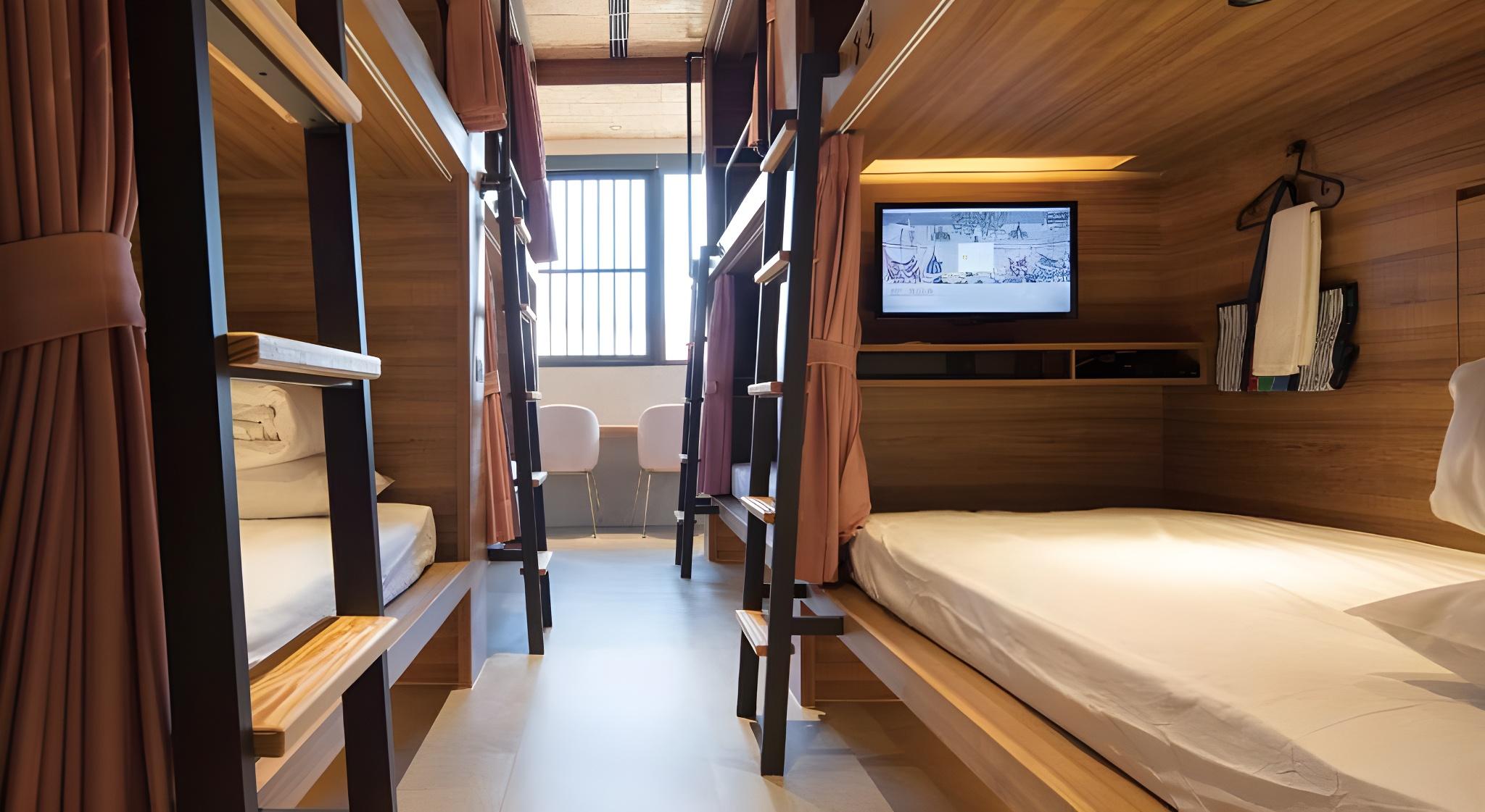 Female Dorm, Female Only, Ocean, Single, Single Bed