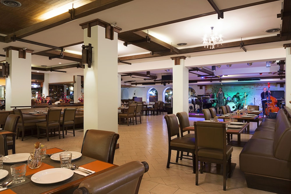 Movenpick Suriwongse Hotel Chiang Mai 48/70