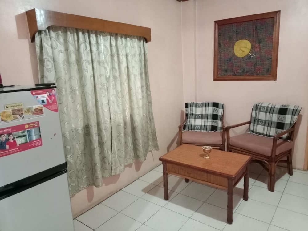 1St Street Park Apartelle 39/55