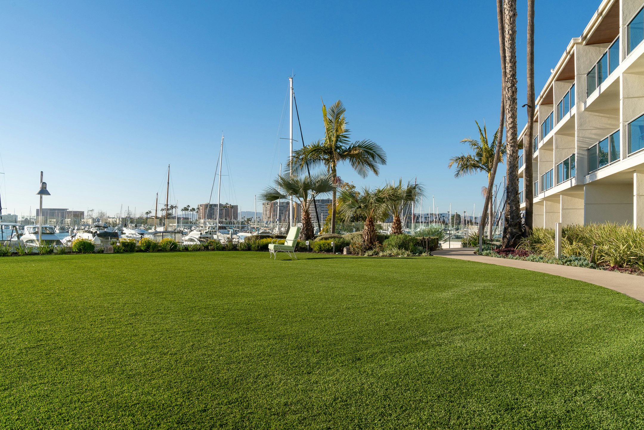 Marina Del Rey Hotel 32/36