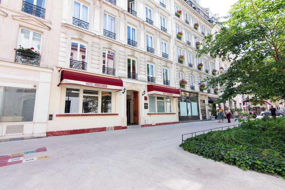 Hotel Marignan 60/67