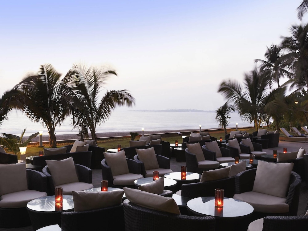 Novotel Mumbai Juhu Beach 63/69