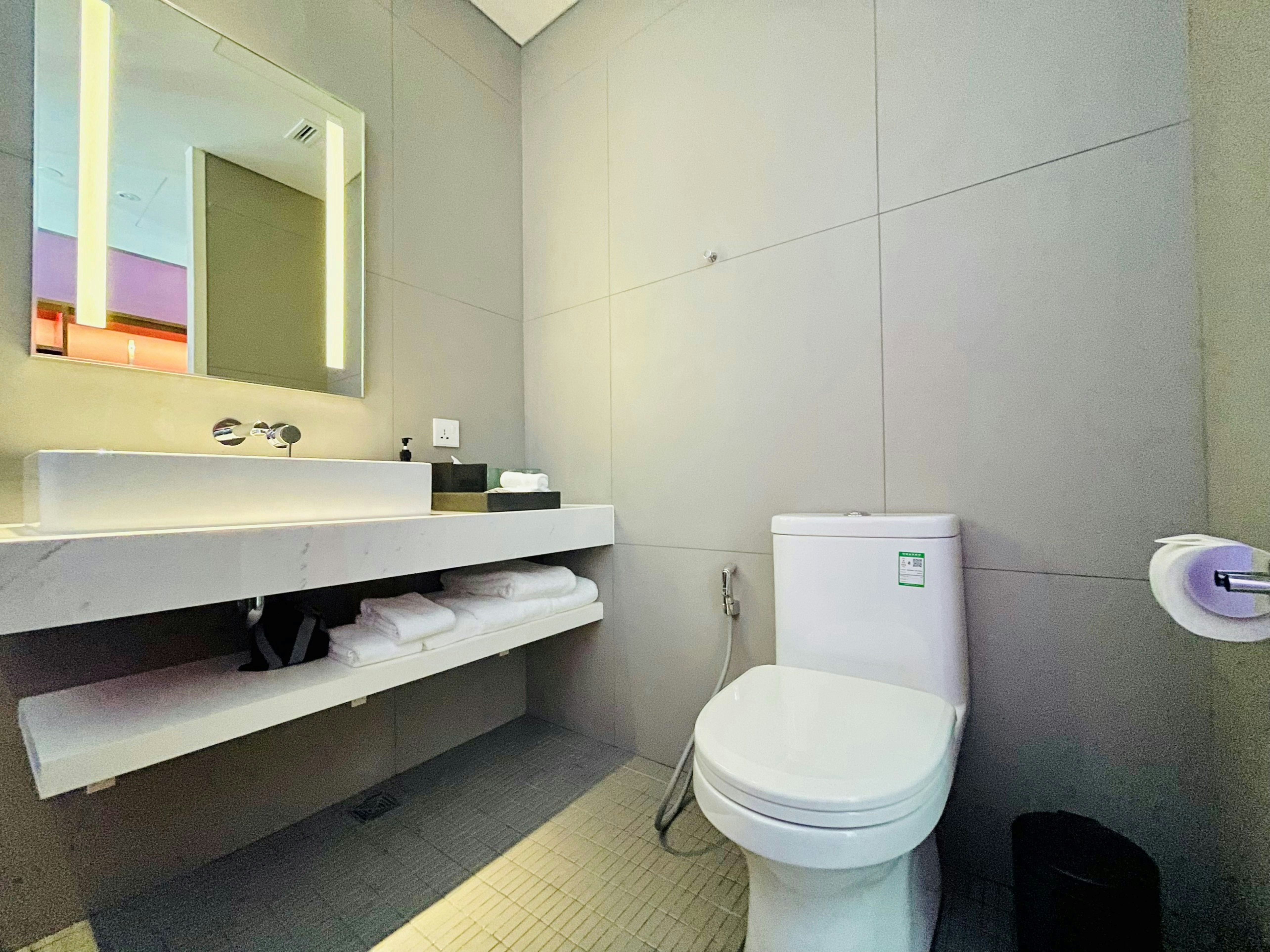Wink Hotel Saigon Centre 42/45