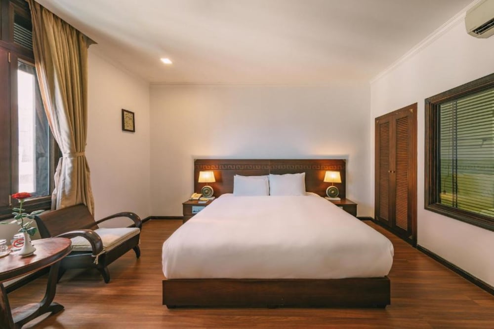 Chu Hotel 16/70