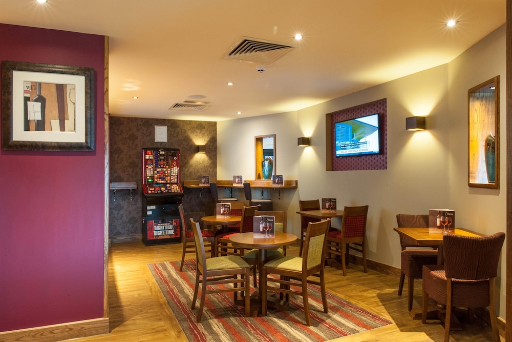 Premier Inn Worcester City Centre 40/58