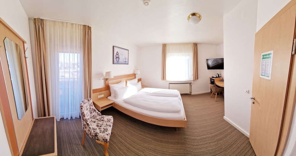 Hotel Garni Metzingen 13/49